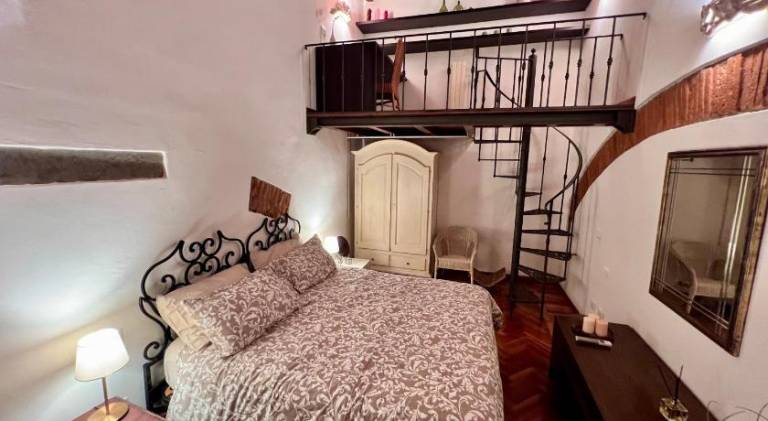 Apartment with terrace | Close to Florence Cathedral | Suitable for remote work in Santa Maria