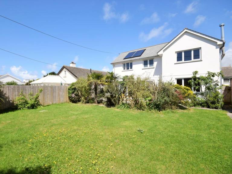 Fully equipped cottage with garden | Pets allowed — photo 3