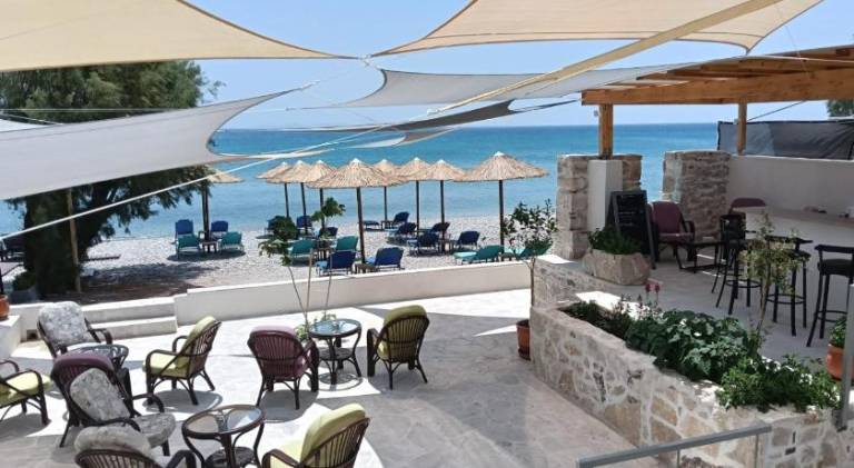 Phil Samosflats Beachfront Maisonettes in Samos