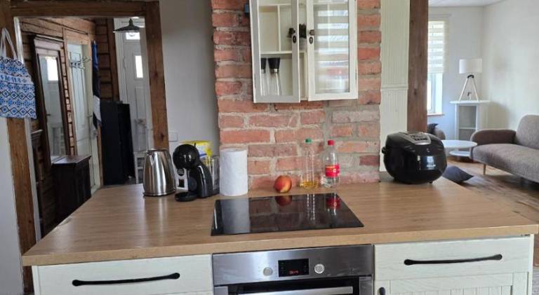 Holiday apartment with jacuzzi — photo 4