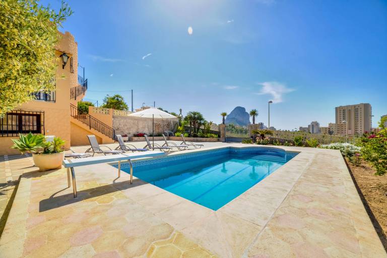 Fully equipped villa with barbecue, terrace & private pool | Pet-friendly — photo 3
