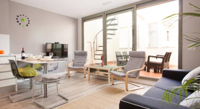 Apartment with terrace | Near Casa Batlló | Suitable for remote work | Pet-friendly in Barcelona