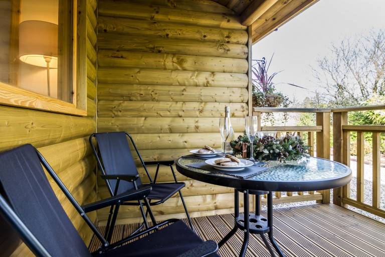 Family-oriented charming chalet with barbecue, fast internet & yard | Pets allowed — photo 5