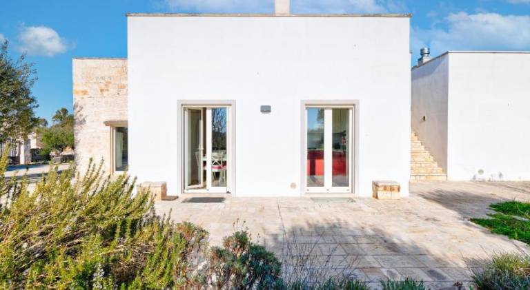 Vacation home with pool in Ostuni