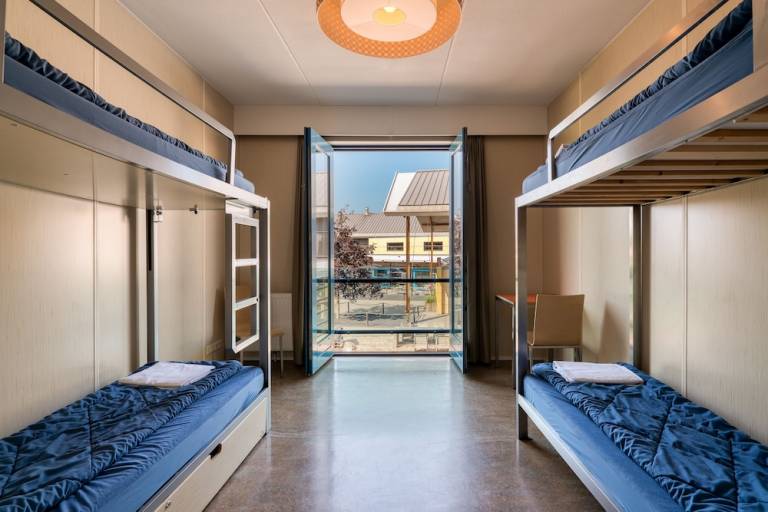 Hostel Den Burg
