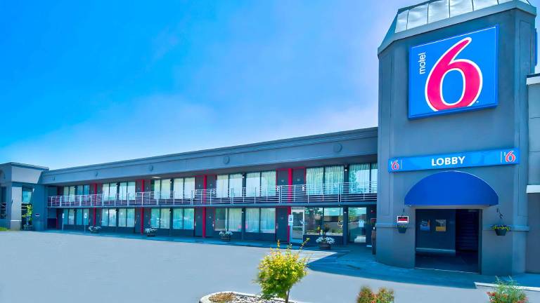 Motel 6 Louisville, KY - Airport - Fair Expo in Louisville, KY