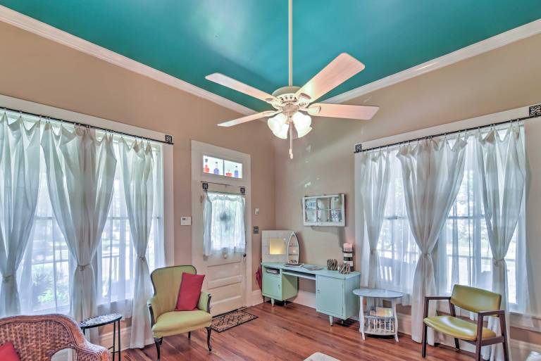 Charming Gulfport Getaway Only 3 Blocks to Beach! — photo 4