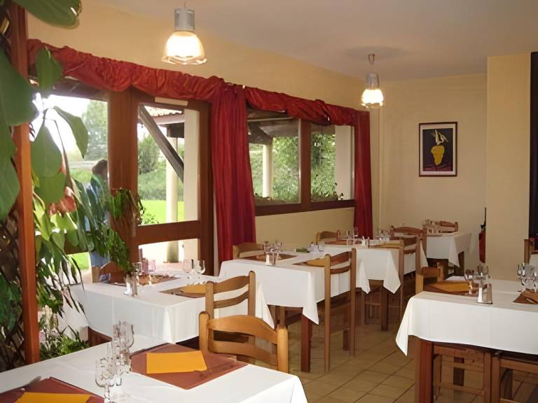 Brit Hotel Rouen Sud Val De Reuil — photo 4
