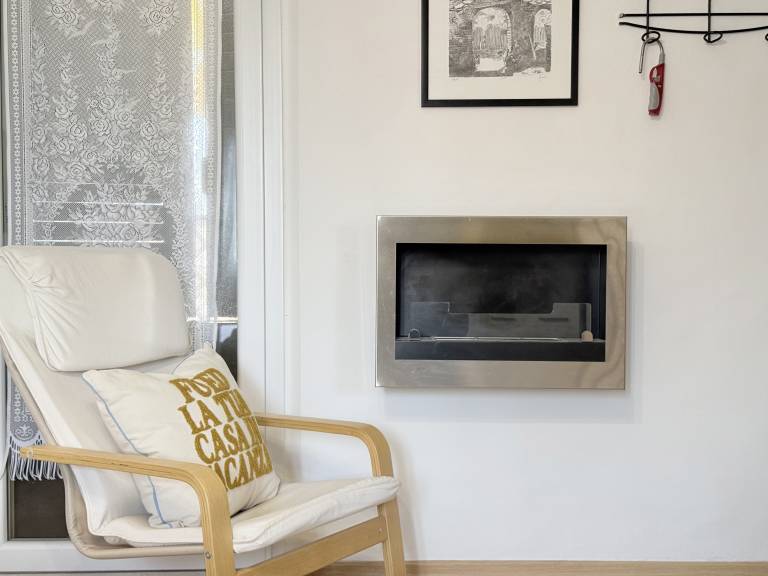 Holiday apartment with yard — photo 5
