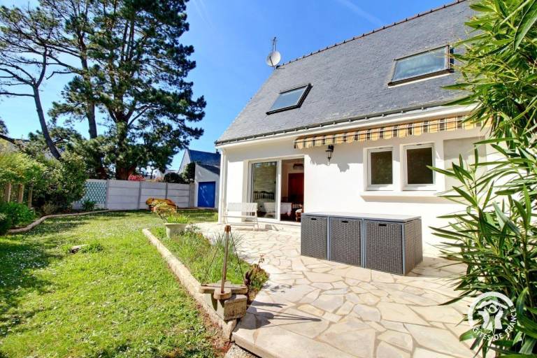 Gite with barbecue, yard & terrace — photo 3