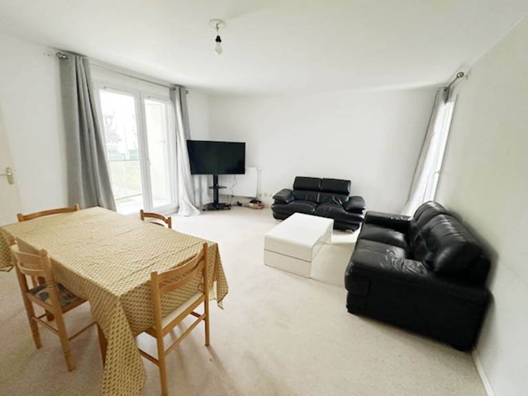 Apartment  Fleury-les-Aubrais