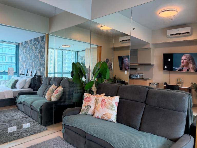 Charming rental apartment with pool | Pet-friendly — photo 2