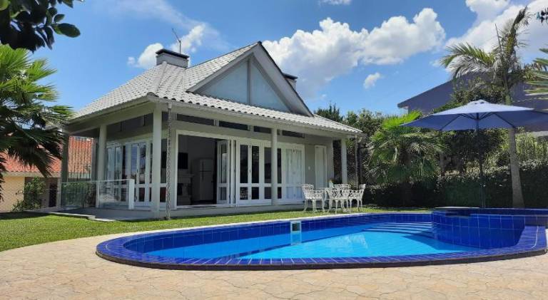 Vacation home with pool in Bento Gonçalves
