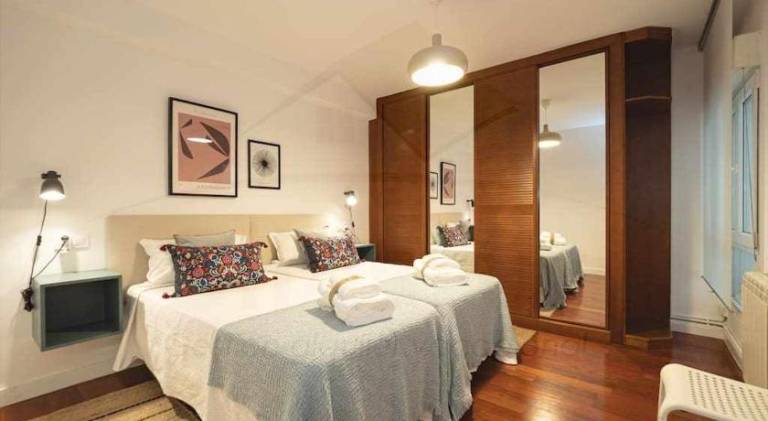 Rental apartment with 3 rooms for 6 persons — photo 2