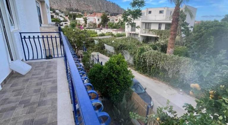 Villa del Limone, Mondello Via deucalione 18, via Miseno 18 — photo 4