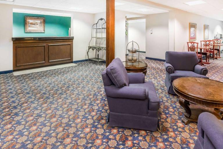 Days Inn by Wyndham Grand Island I-80 — photo 3