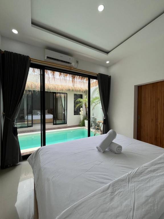 Vacation home with private pool & yard | Perfect for remote work | Pet-friendly — photo 2