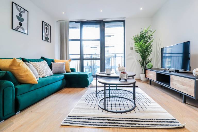 Apartment Poplar