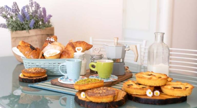 House with grill & yard — photo 5