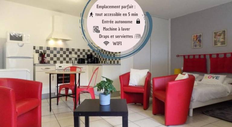 Rental apartment with 1 room for 2 persons in Montlucon