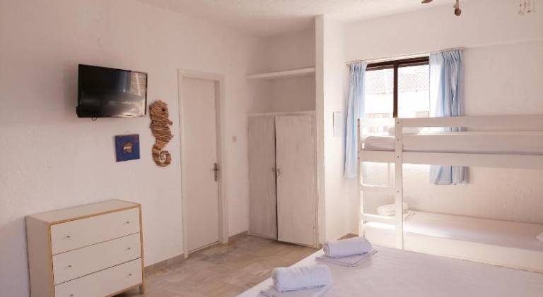 Brunis Apartments in Dio-Olympos