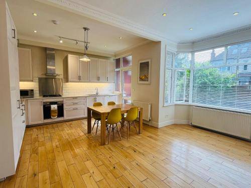 House New Malden