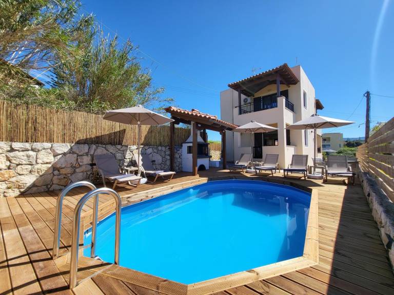 Anelia Serene Villa 500 m from the beach