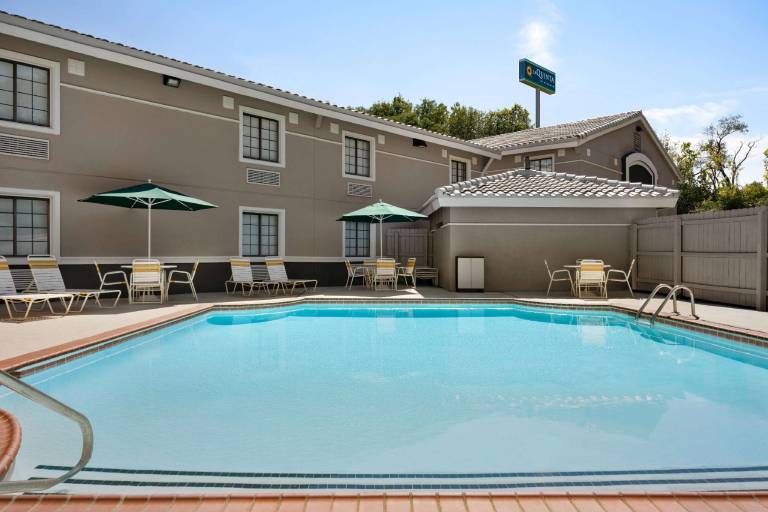 La Quinta Inn by Wyndham Lexington — photo 3