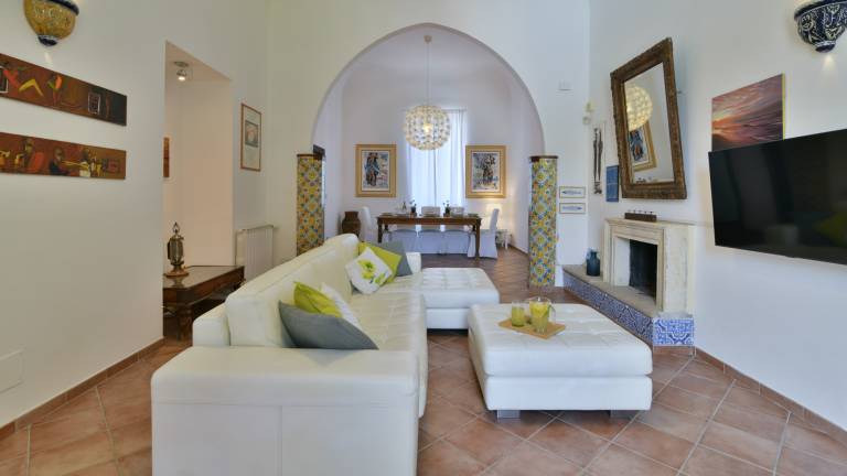 Villa with private pool, barbecue & sauna | Pool view — photo 3