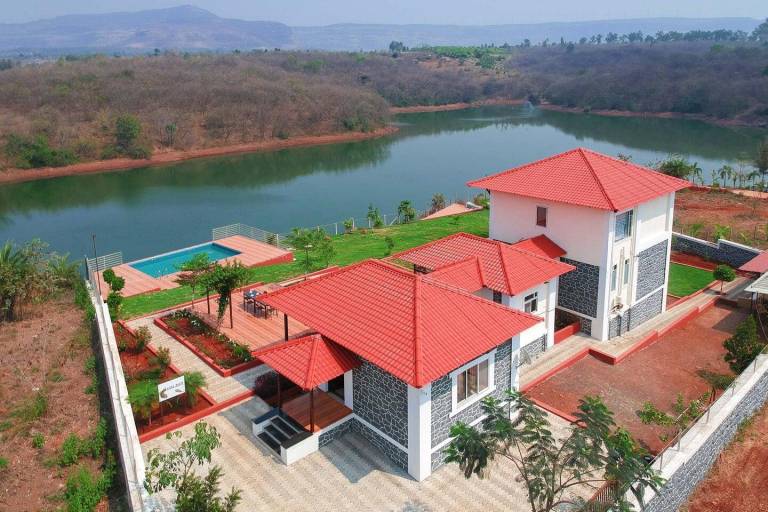 Lovely villa with pool | Dogs allowed in Nashik