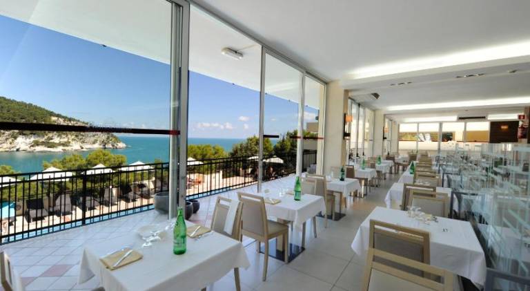 Child-friendly pleasant serviced apartment with pool, patio & garden | Close to the beach | Pets allowed — photo 3