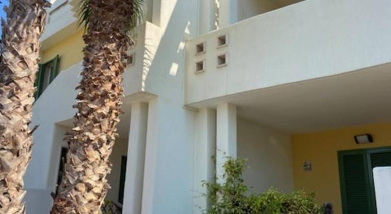 Serviced apartment with terrace & yard | Next to the beach | Pets allowed in Gallipoli