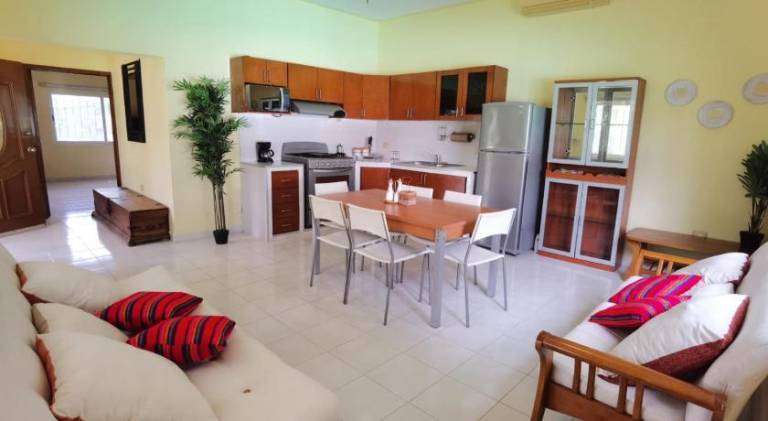Lovely villa with pool | Pets are welcome — photo 2