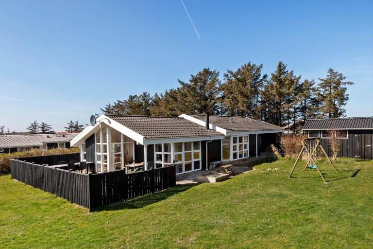 Vacation home with patio, sauna & BBQ in Lokken