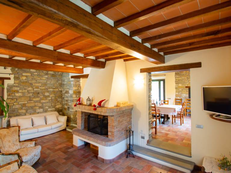 House with patio, barbecue & jacuzzi — photo 5