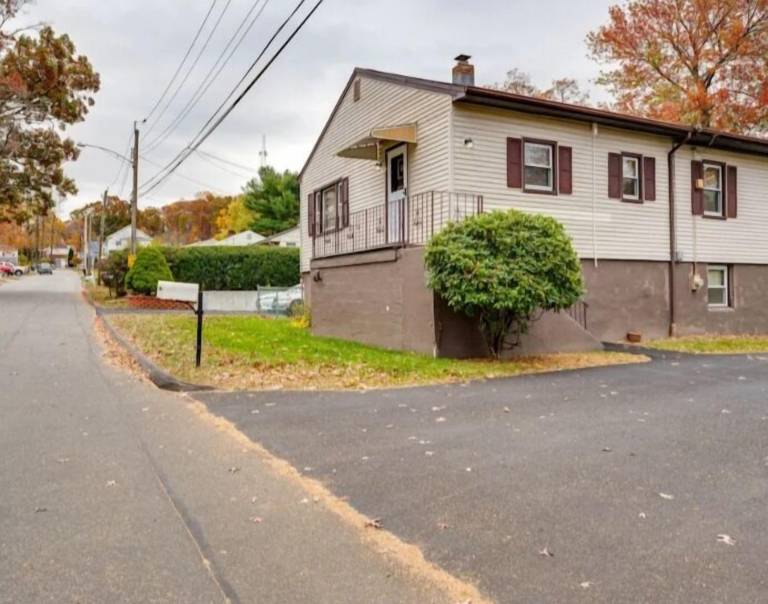 House West Haven