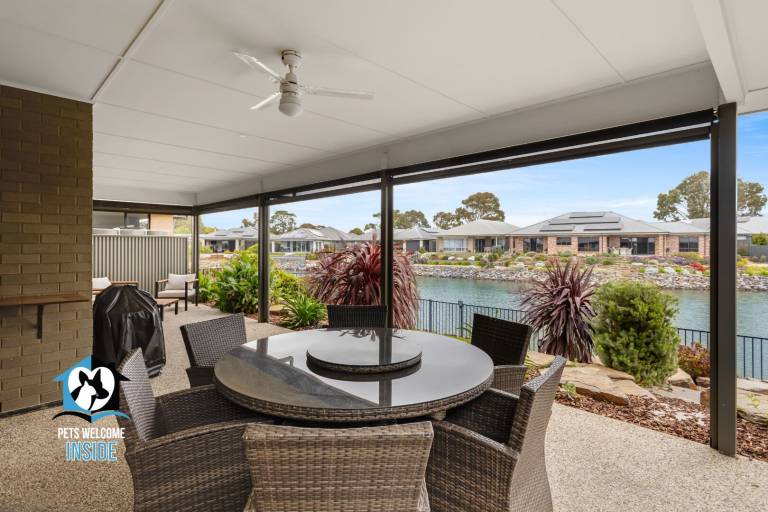 House  Encounter Bay