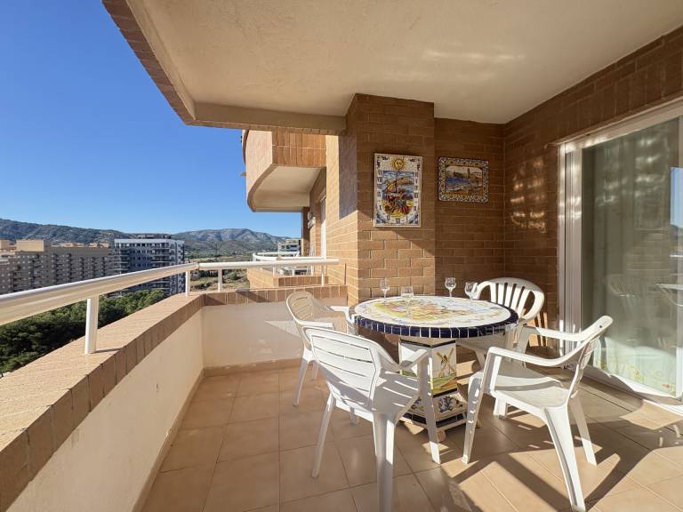 Lovely holiday apartment with patio & pool | Sea view | Close to the beach | Pets allowed in Oropesa del Mar