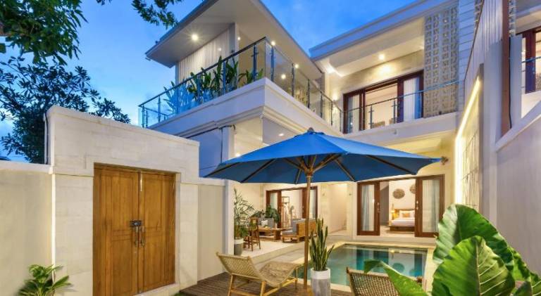 Villa with patio, grill & yard in Kuta