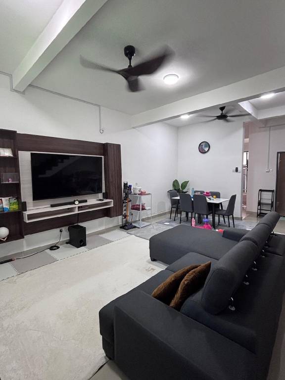 House  Bandar Ainsdale