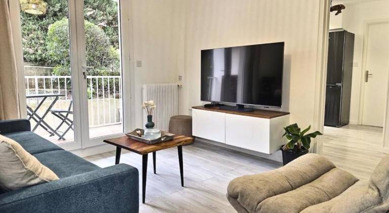 Holiday apartment with 1 room for 4 persons in La Valette-du-Var