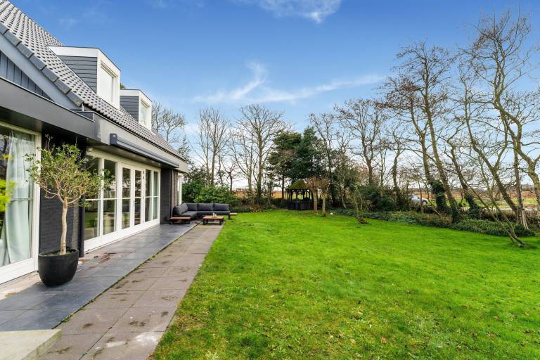 Fully equipped ample villa with BBQ, terrace & garden | Pet-friendly — photo 4
