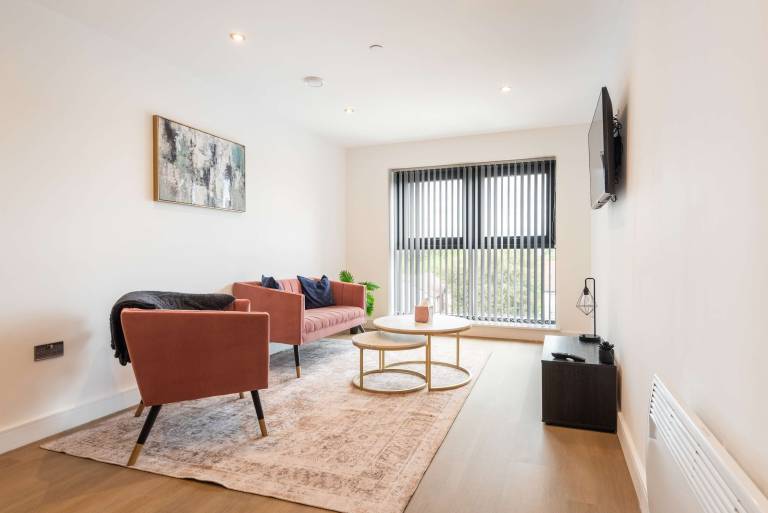 Modern & Spacious 1 Bedroom Apartment in Leeds