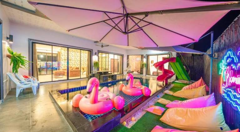 Villa with pool | Dogs allowed in Sattahip