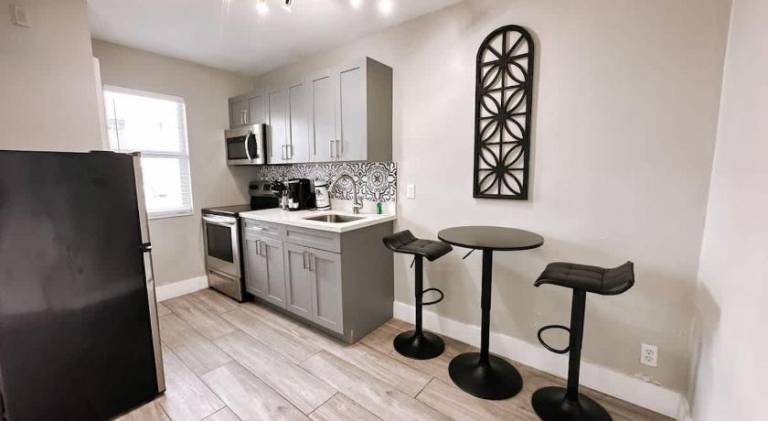 Holiday apartment with pool in Melrose