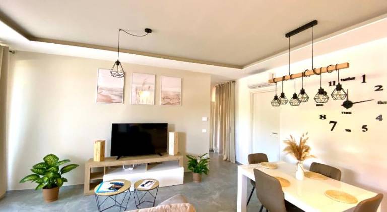 Apartment | Beach nearby | Pets are welcome in Carrara
