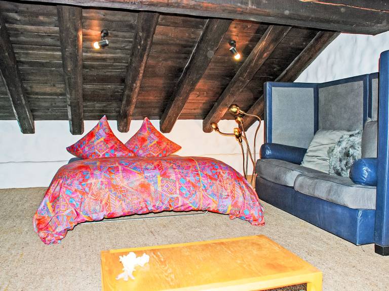 Vacation home with private pool, yard & grill | Mountain view | Dogs allowed — photo 2