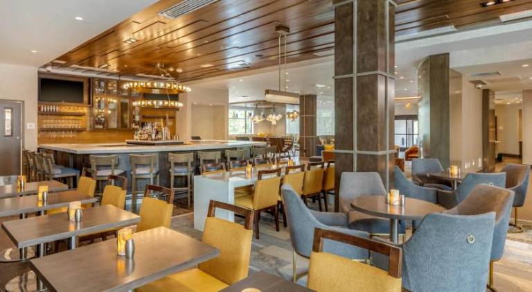 DoubleTree by Hilton Charleston Riverview — photo 5