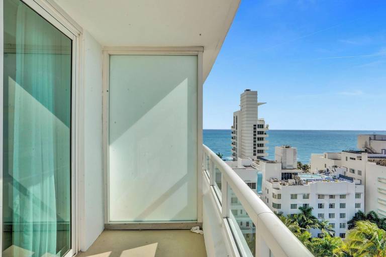 House  Miami Beach