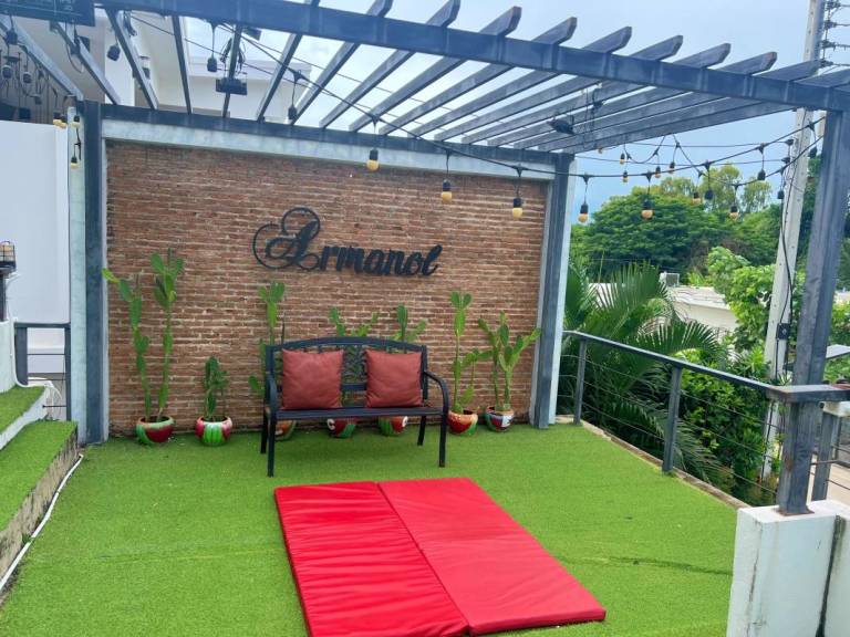 Villa with grill & pool — photo 4